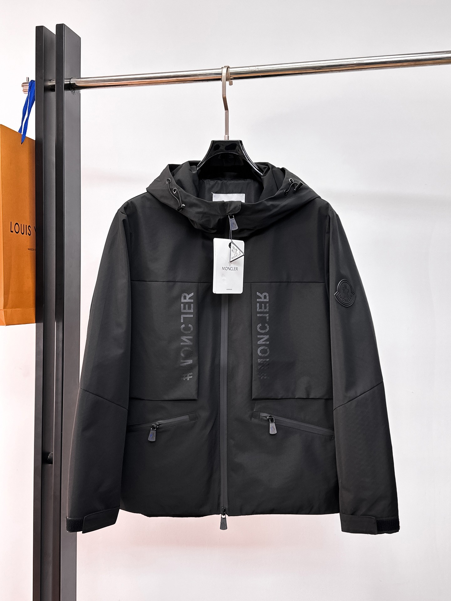 Moncler Jacket 06456