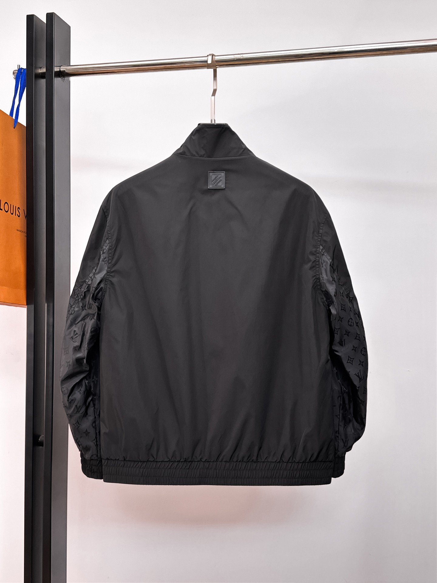 Alternative view of Louis Vuitton Jacket 06458