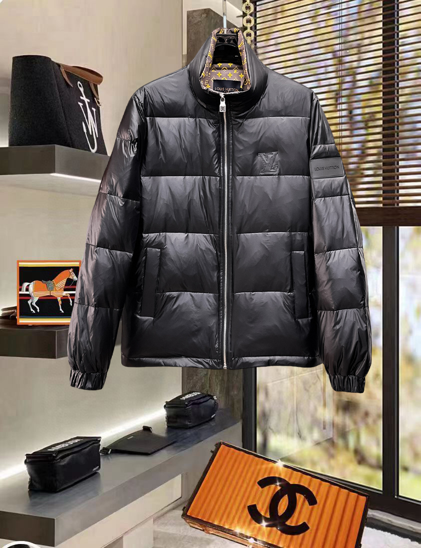 Louis Vuitton 2025 Autumn/Winter Down Jacket - Classic Logo, Warm & Lightweight