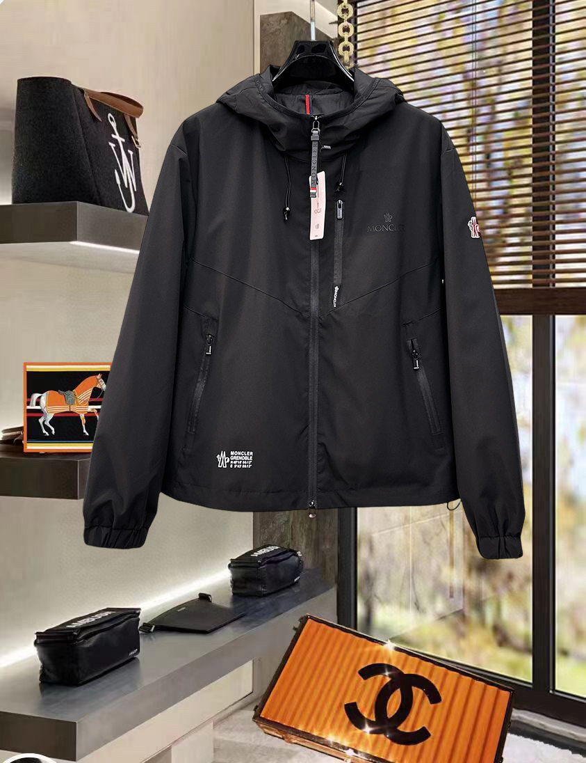 NO:734341,Mengkou 2026 new spring jacket. Original 1:1 customized hardware accessories, all imported and original customization. Welcome to compare at the counter. Super soft, super heavy fabric, perfect workmanship. Pay attention to the fabric, which is super comfortable. Exclusive model. Not available in the market. Same size for men and women, M to XXXL,, Moncler, jackets & coats,19860909蒙口 2026开春新款夹克 原版1:1订制五金配件全进口原版定制 欢迎专柜对比 超柔软 超级重面料做工杠杠的版型完美 注意面料超舒服 独家款 非市场货 男女同款尺码M一XXXL,,Moncler,jackets & coats,,Men's clothing