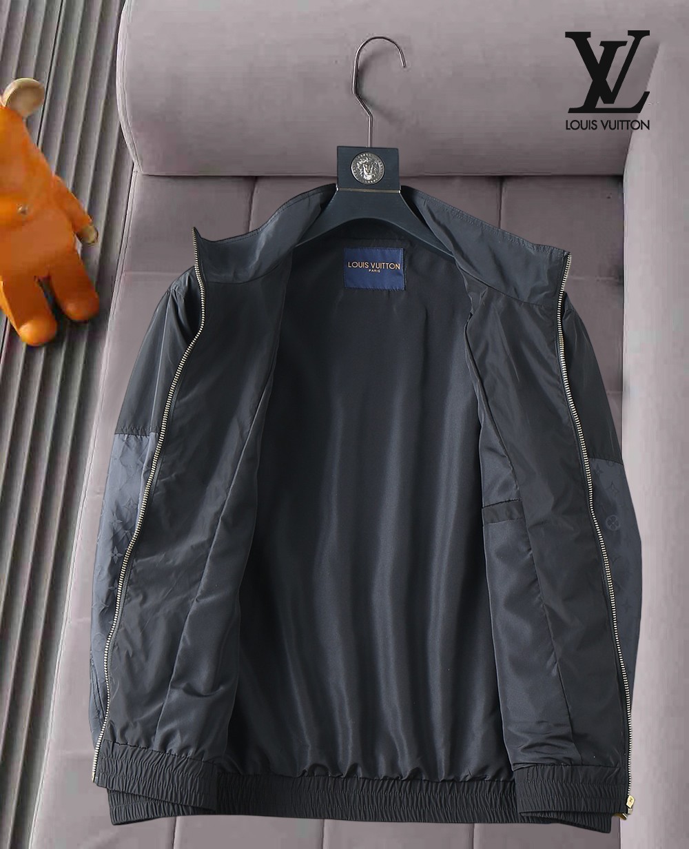 Alternative view of Louis Vuitton Jacket 06037