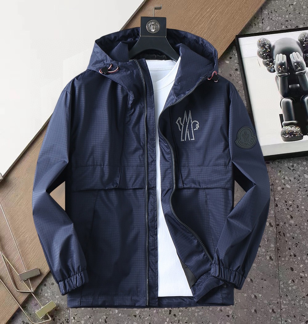 Moncler Jacket 04995