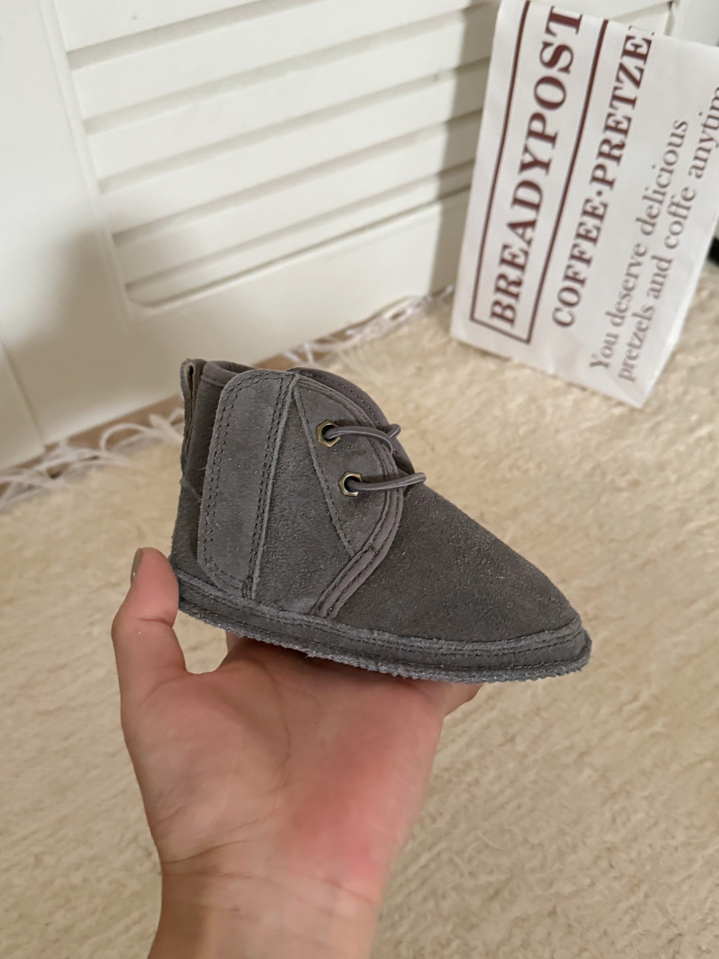 Soft and Comfortable Baby Shoes with Fur Skin for Learning to Walk - 图片 9