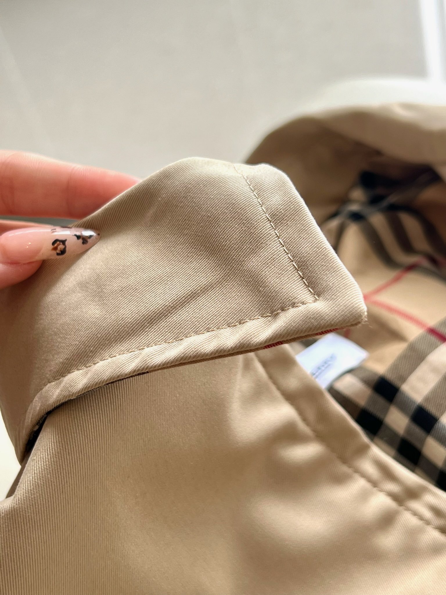 NO:133778,All aspects of wiring diagram Zipper opening and closing Snap side pocket Snap cuff Khaki M/2, black M/16, L/4, special offer, alexander wang19860909各方面走线图 拉链开合 按扣侧袋 按扣式袖口 卡其M/2,黑色M/16,L/4,特价,,alexander wang,Men's clothing