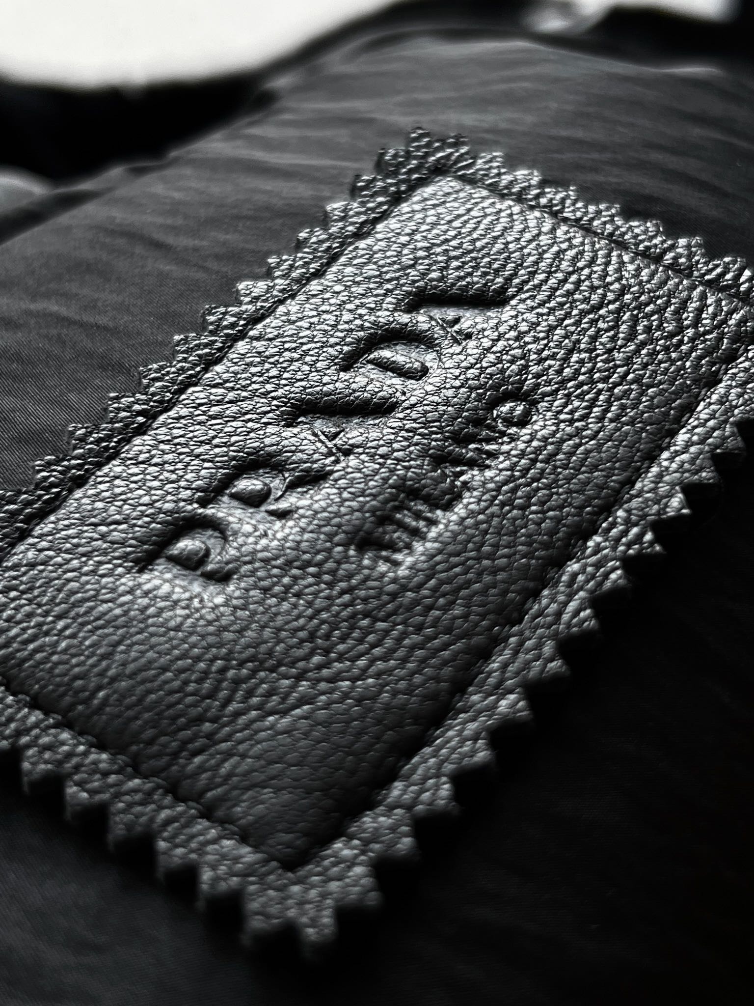 路易威登 Louis Vuitton 高定典藏名品高定成衣时装外套连衣裙衬衫T恤 #EEE6B00E 2
