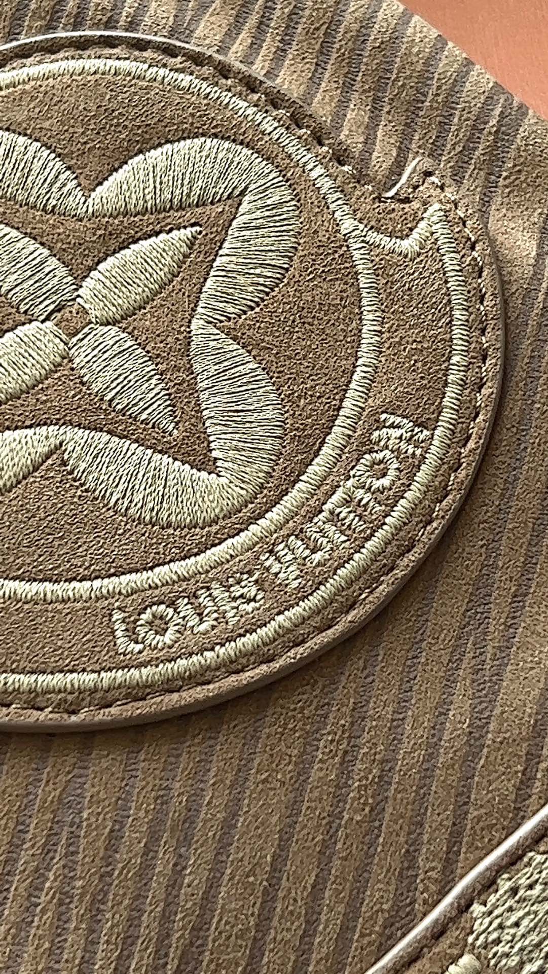 路易威登 Louis Vuitton 高定典藏名品高定成衣时装外套连衣裙衬衫T恤 #0D42623A 5
