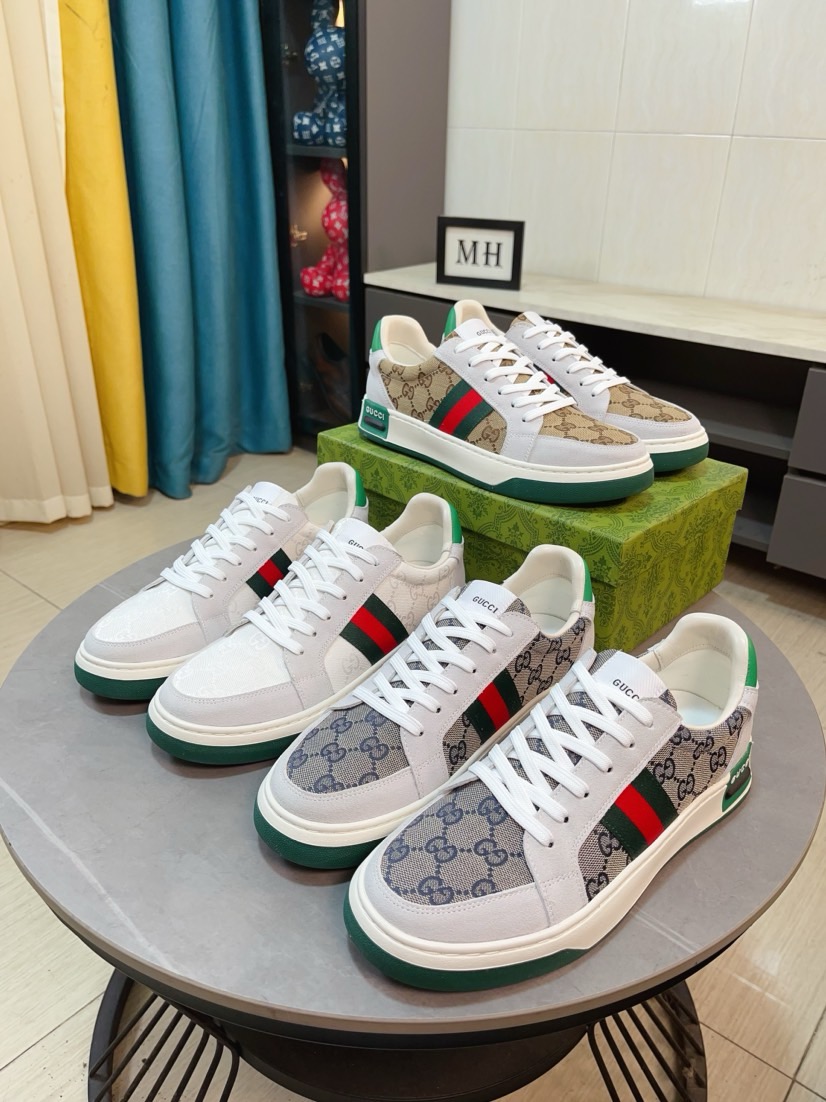 NO:273001,GUCCI [Gucci] new high-end brand of men's shoes, latest fashionable casual men's shoes, trendy and versatile style, relaxed and sporty upper imported Italian top layer cowhide leather, plus super fine workmanship. Original personalized fashionable rubber wear-resistant sole, light and comfortable on the feet, size 38-44,,gucci,cowhide19860909GUCCI【古奇】新款男鞋高端品牌,最新時尚休闲男鞋,潮流百搭之款,轻松运动风,鞋面意大利进口头层牛皮 真皮内里 加超精细做工.原版个性时尚橡胶耐磨大底,上脚轻巧舒适,码数38-44,,gucci,cowhide,Men's shoes