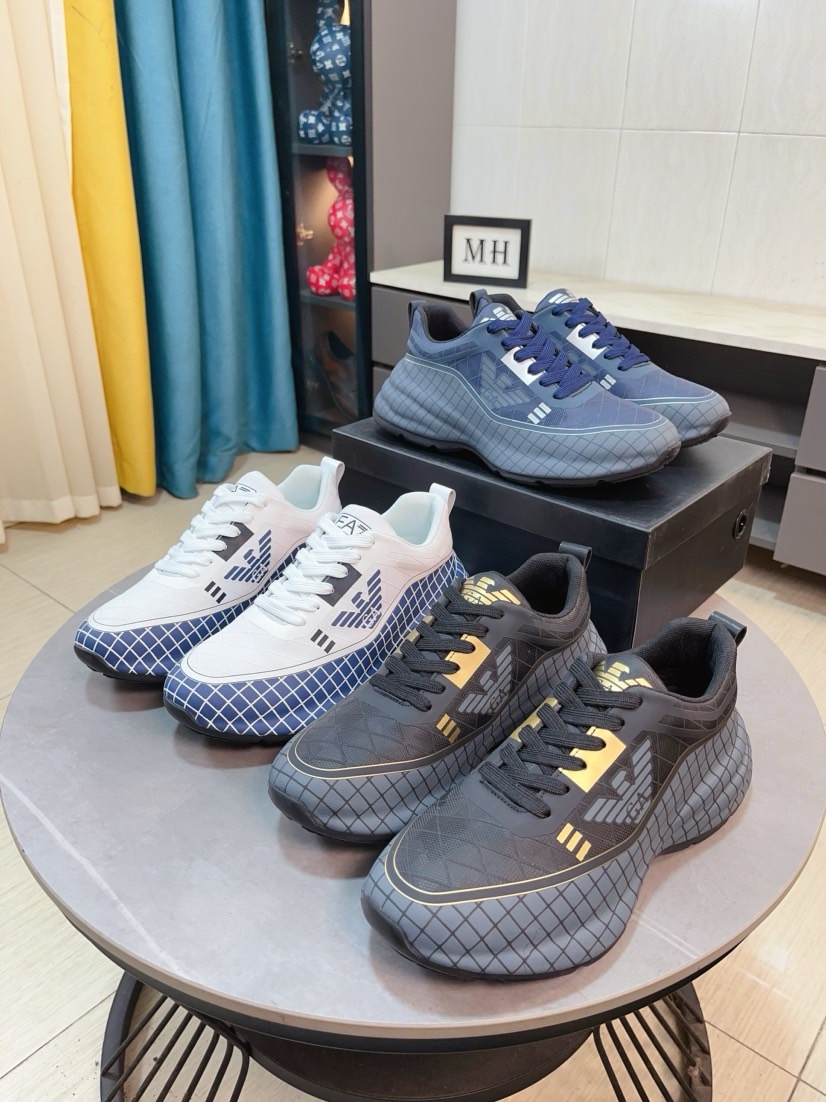 NO:273107,[Armani Armani] The official website of the world's first men's shoes for men's shoes, high-end brand uppers with imported rubber uppers and imported sheepskin linings, specially designed for anti-slip and wear-resistant sole. Create a fashionable personality to set off your uniqueness!  A must-have for trendy men! Classic model. Code 38-44, Armani, Armani, Sheepskin19860909【阿玛尼armani】爆卖款官网全球首发男款男鞋高端品牌鞋面采用进口滴胶鞋面进口羊皮内里,专供防滑耐磨大底.打造时尚个性衬托你的与众不同！潮男必备!经典款.码38-44,,armani,armani,sheepskin,Men's shoes