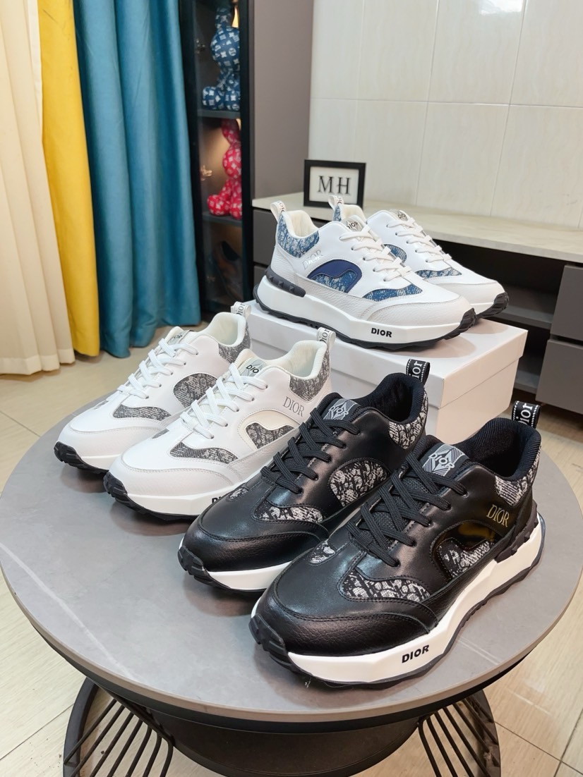 NO:273109,[Dior] The world's first high-end men's shoes brand is launched in the world. The latest series of uppers are made of imported cowhide and specially provided fabrics to create a mesh breathable inner lining, making walking more convenient and comfortable!  Compared with the official quality, beautiful 11 ​​replicas. Create a fashionable personality to set off your uniqueness!  A must-have for trendy men! Classic style. Men's size 38-44.,,dior,dior,cowhide19860909【Dior迪奥】爆卖款官网全球首发男鞋高端品牌 官网最新款系列鞋面采用进口牛皮搭配专供面料打造网布透气内里.让行走更加便捷舒适！与官方的质量相比美的11复刻.打造时尚个性衬托你的与众不同！潮男必备!经典款.男码38-44.,,dior,dior,cowhide,Men's shoes