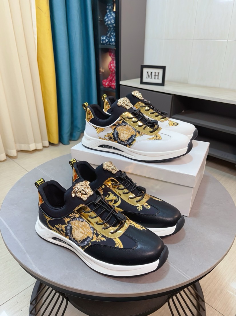 NO:273413,(Versace) Versace sports men's shoes The latest style is carefully crafted and has aroused the whole audience!  The international brand is constantly innovating. This men's four-season casual shoes, the original version of calfskin is paired with Feizhi brand design logo   top-layer inner rubber non-slip sole, soft and comfortable. The design brings people a low-key, restrained, simple and fashionable feeling [Strong] Number of 38-44, versace, versace, cowhide19860909(Versace)范思哲 运动男鞋 最新款精心打造,引爆全场！不断创新的国际品牌 此款男士四季款休闲鞋,原版版本小牛皮配搭飞织品牌设计logo 头层皮内里橡胶防滑大底,柔软舒适,设计带给人低调内敛简单又不失的时尚感 [强]码数38-44,,versace,versace,cowhide,Men's shoes