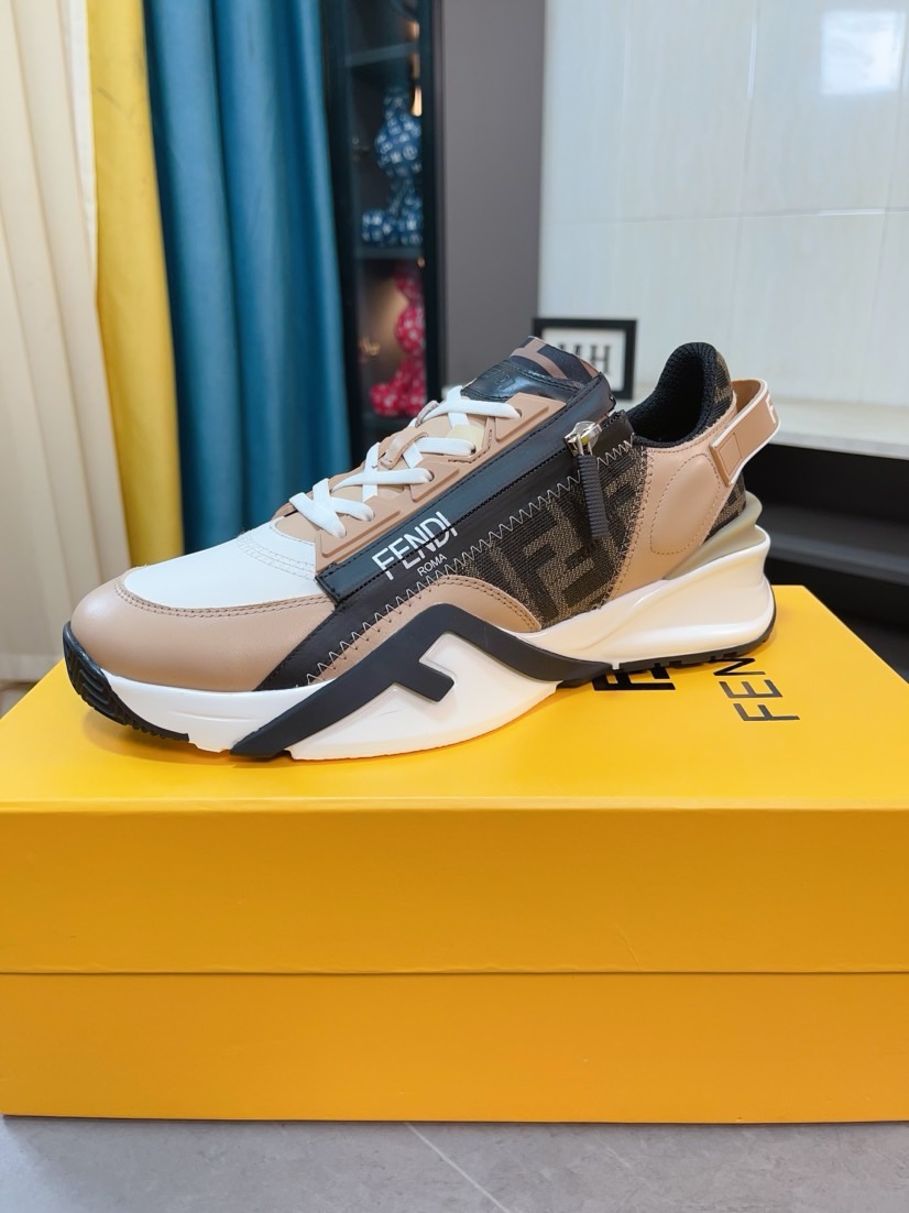 NO:273743,【FENDI】Fendi classic and comfortable men, official website silk fabric leather inner original ultra light rubber material rough patterned bottom This unique and light style is suitable for the casual and exquisite sensibility of this season, comfortable and natural on the feet, and is casual and traveling everyday in autumn and winter!  38/44, fendi, fendi, real silk19860909【FENDI】芬迪经典舒适男士,官网真丝布料真皮内里原版超轻橡胶材质粗纹大底 这种独特的轻薄风格适合这个季节的随意而精致的感性,上脚舒适自然 秋冬休闲出行日常款！38/44,,fendi,fendi,real silk,Men's shoes