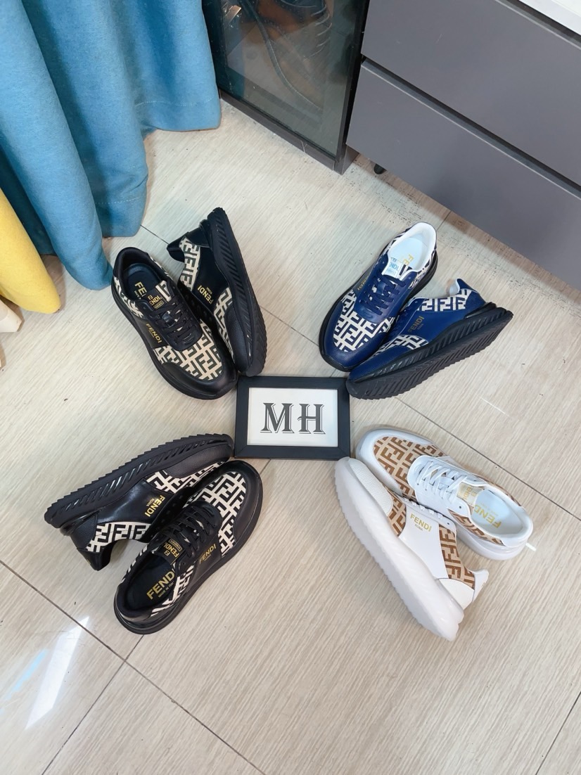 NO:273811,【FENDI】Fendi classic and comfortable men, this complex sneaker is made of soft calfskin genuine leather inner original ultralight rubber rough-grained sole. This unique and light style is suitable for the casual and exquisite sensibility of this season. It is comfortable and natural to wear. It is casual and traveling everyday in autumn and winter!  38/44, fendi, fendi, sneakers, cowhide19860909【FENDI】芬迪经典舒适男士,这款复杂的运动鞋是由柔软的小牛皮真皮内里原版超轻橡胶材质粗纹大底 这种独特的轻薄风格适合这个季节的随意而精致的感性,上脚舒适自然 秋冬休闲出行日常款！38/44,,fendi,fendi,sneakers,cowhide,Men's shoes