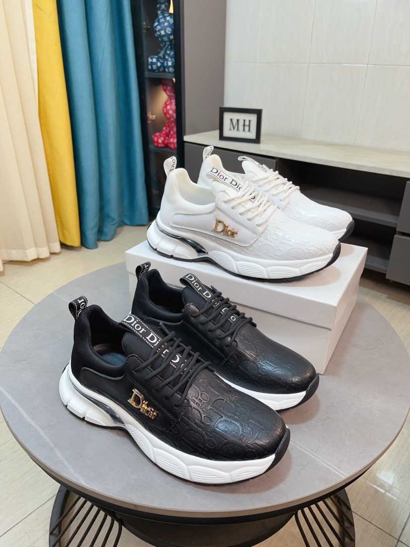 NO:273958,[Dior] The world's first high-end men's shoes brand is launched in the world. The latest series of uppers are made of imported cowhide and specially provided fabrics to create a mesh breathable inner lining, making walking more convenient and comfortable!  Compared with the official quality, beautiful 11 ​​replicas. Create a fashionable personality to set off your uniqueness!  A must-have for trendy men! Classic style. Men's size 38-44.,,dior,dior,cowhide19860909【Dior迪奥】爆卖款官网全球首发男鞋高端品牌 官网最新款系列鞋面采用进口牛皮搭配专供面料打造网布透气内里.让行走更加便捷舒适！与官方的质量相比美的11复刻.打造时尚个性衬托你的与众不同！潮男必备!经典款.男码38-44.,,dior,dior,cowhide,Men's shoes