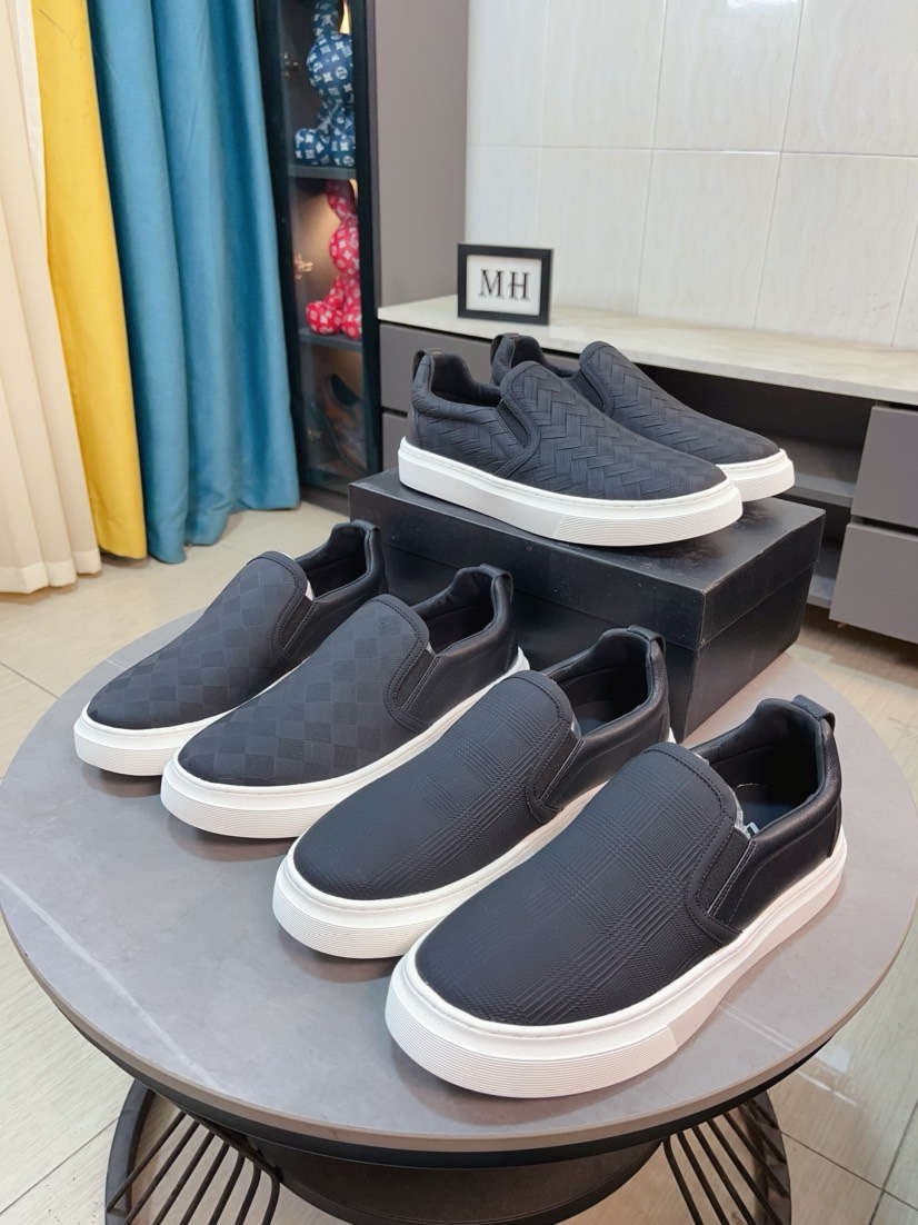 NO:274180,【ZARA】Sara official website 1:1 synchronous top purchasing agent for men's HK counters are released simultaneously (original customization) imported from Italy original embroidery fabric material, original customized special waterproof materials, fully imported sheepskin inner lining, original sole is specially supplied with original sole, exclusive movable molding sole is super comfortable, original order goods, high quality, details determine quality, we only make shoes for our hearts, and you can enter and exit the counter at will. Welcome to compare the size 38-44.19860909【ZARA】飒拉 官网1:1同步顶级代购男士HK专柜同步发售（原版定制）意大利进口原版刺绣布料材质,原厂定制特殊防水材料,全进口羊皮内里,鞋底原厂特供原版底,独家活动成型底超级舒适,原厂跟单货,高品质,细节决定品质、我们只为用心做好鞋,可随意进出专柜,欢迎对比码数38-44.,,Men's shoes