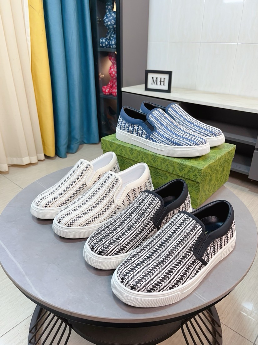 NO:275273,【GUCCI】Guqi Men's latest white shoes series casual slippers!  Created on the official website 11. Upper: imported cowhide, electric embroidery with inner: high-quality top-layer pig skin is soft and comfortable. The picky material selection and exquisite workmanship give you the best enjoyment. The number of codes 38-44., gucci, cowhide19860909【GUCCI】古奇 男士最新小白鞋系列休闲便鞋！官网11打造.鞋面:采用进口牛皮,电绣搭配内里:采用优质头层猪皮柔软舒适.挑剔的选料精致的做工给您最好的享受码数38-44码.,,gucci,cowhide,Men's shoes