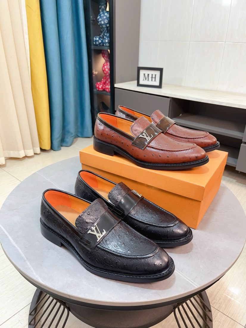 NO:279099,Niuli [LV] Louis Vuitton's new style of open-edged pig leather shoes are the most popular classic. The official website is synchronized, and the upper is embossed with comfortable cowhide inner, fashionable and unique brand craftsmanship. It highlights the hot style of the new year. Don't hesitate, don't hesitate anymore, you can buy it quickly. The number of sizes 38--44,, louis vuitton, louis vuitton, cowhide19860909牛里【LV】路易威登新款开边猪皮鞋最火爆的经典之做.官网同步,鞋面采用意大利进口鞋面压纹舒适的牛皮内里,时尚气息,独特品牌独特工艺.彰显了新一年度的爆款风格.别再犹豫,别再徘徊,您也赶紧入手吧.码数38--44,,louis vuitton,louis vuitton,cowhide,Men's shoes