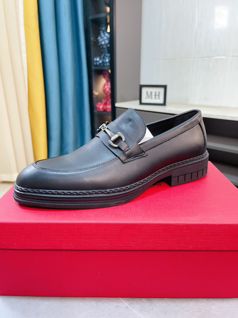 NO:780170,(Niuli) [Ferragamo] Ferragamo's latest men's business leather shoes official website original 1:1 molded head layer is made of Italian imported cowhide luxury cowhide lining, soft, comfortable and high-end, the first choice for high-grade men 38-44 45 can be customized,,ferragamo,ferragamo,cowhide19860909(牛里)【Ferragamo】菲拉格慕最新男士商务皮鞋官网原版1:1开模头层采用意大利进口牛皮奢华牛皮内里,柔软舒适高端大气,高品味男士首选38-44 45可订做,,ferragamo,ferragamo,cowhide,Men's shoes