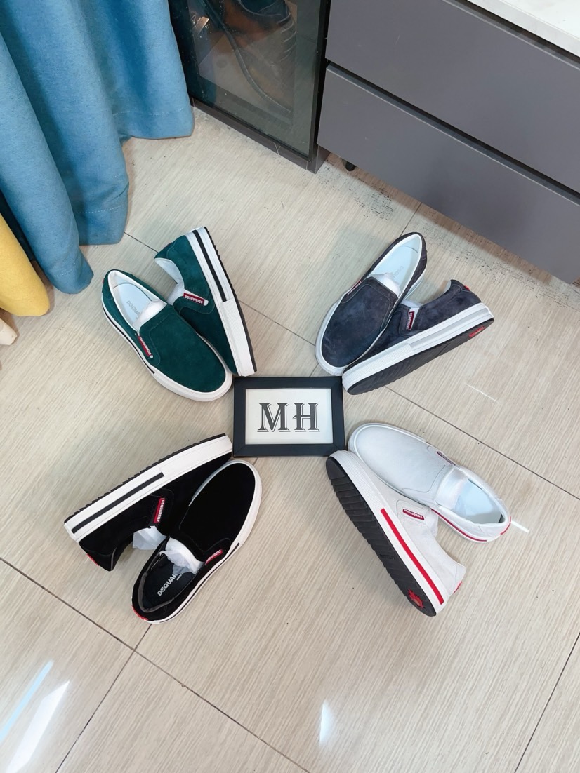 NO:279471,【Dsquared2】International brand second-class square [color] A century-old pure Italian rhyme creates a classic style design simple, fashionable, elegant, and exquisite atmospheric material selection [Strong] Original process technology production [Strong] The upper is made of special materials spliced ​​with super soft half-air cushion sole and very comfortable on the upper foot 38-46,19860909【Dsquared2】国际品牌第二次方[色]百年纯熟意式韵再创经典版型设计简单时尚素雅大气选料考究[强]原厂工艺技术制作[强]鞋面采用特殊材料拼接超柔软半气垫大底上脚非常舒适38-46,,Men's shoes