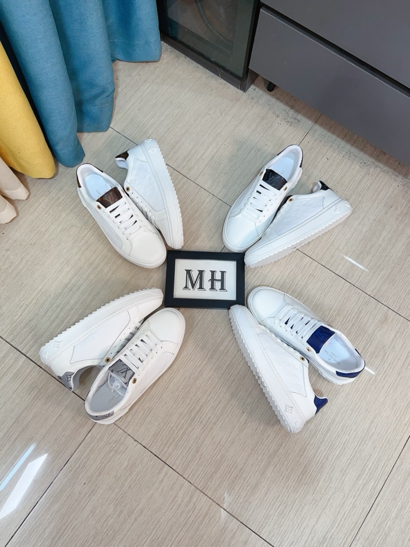 NO:283474,【LV】The latest masterpiece upper of men's shoes high-end brand official website 11 is made of imported Italian cowhide with special materials, making walking more convenient and comfortable!  Exclusive new style, amazing work [color]!  Create a fashionable personality to set off your uniqueness!  A must-have for trendy men! Classic digital 38-44, louis vuitton,cowhide19860909【LV】男鞋高端品牌官网11最新力作鞋面采用意大利进口头层牛皮搭配特殊材料全真皮内里制作,让行走更加便捷舒适！独家新款,惊世之作[色]！打造时尚个性衬托你的与众不同！潮男必备!经典数码38-44,,louis vuitton,cowhide,Men's shoes