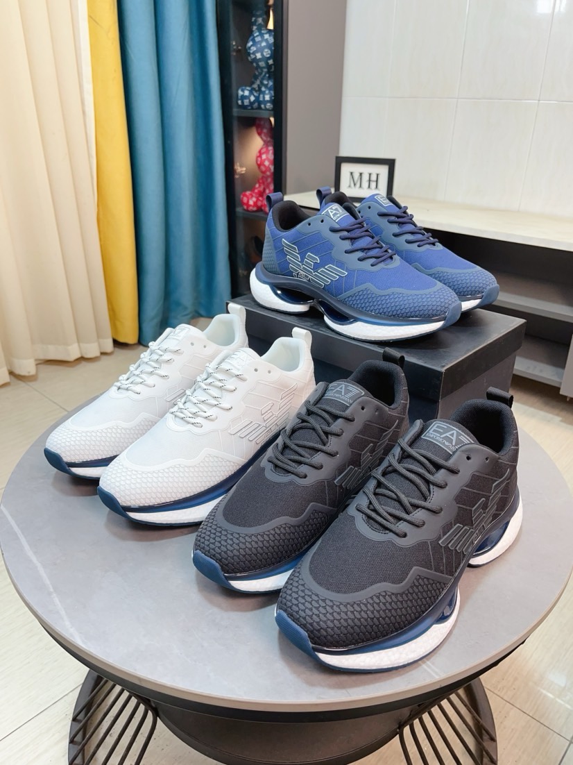 NO:283703,[Armani Armani] The official website of the world's first men's men's shoes, high-end brand uppers with imported flying woven imported sheepskin lining, specially designed for anti-slip and wear-resistant sole. Create a fashionable personality to set off your uniqueness!  A must-have for trendy men! Classic model. Code 38-44, Armani, Armani, Sheepskin19860909【阿玛尼armani】爆卖款官网全球首发男款男鞋高端品牌鞋面采用进口飞织进口羊皮内里,专供防滑耐磨大底.打造时尚个性衬托你的与众不同！潮男必备!经典款.码38-44,,armani,armani,sheepskin,Men's shoes