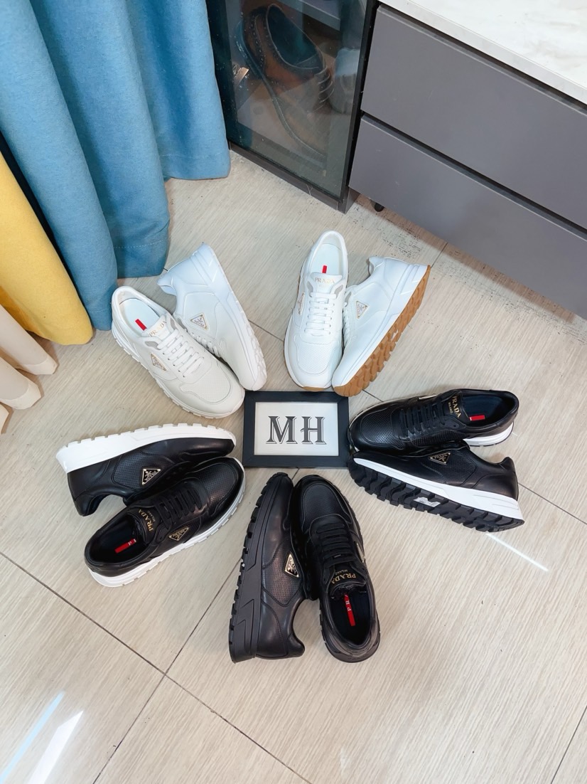 NO:284176,The new high-quality prada (Prada) counter is launched simultaneously. The new men's shoes and fabrics are selected for imported face nets and glue dripping process. Imported cowhide inner lining. High-end air cushion mold-opening rubber outsole, exquisite lines, simple and atmospheric, comfortable to go up and down, leisure and travel. Number of codes: 38-44,, prada, prada, cowhide19860909高品质新款prada(普拉达)专柜同步上市, 新款男鞋、面料精选进口面网配滴胶工艺.进口牛皮内里.高端气垫开模防滑橡胶大底,精美线条、简约大气,上脚舒服上挡次、休闲旅游.码数:38一44,,prada,prada,cowhide,Men's shoes