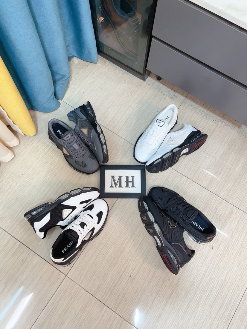 NO:352783,The new high-quality prada (Prada) counter is launched simultaneously. The new men's shoes and fabrics are selected for imported face nets and glue-dropping technology. Imported cowhide inner lining. High-end air cushion mold-opening rubber outsole, exquisite lines, simple and atmospheric, comfortable to go up and down, leisure and travel. Number of codes: 38-44,, prada, prada, cowhide19860909高品质新款prada(普拉达)专柜同步上市, 新款男鞋、面料精选进口面网配滴胶工艺.进口牛皮内里.高端气垫开模防滑橡胶大底,精美线条、简约大气,上脚舒服上挡次、休闲旅游.码数:38一44,,prada,prada,cowhide,Men's shoes