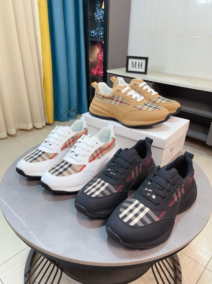NO:356832,[Burberry] The casual and sporty style combines the elements of daddy's sole shoes, successfully breaking through the dad's sole style that has been rampant in recent years, becoming a beautiful landscape among luxury goods. The fabric is high mercerite and breathable net. The nets on both sides of the shoe are craftsmanship and three-layer composite. The bottom craftsmanship is made of a package molded fabric imported high mercerite cowhide splicing and original custom D-font net code number 38-44, 45 customization, burberry, cowhide19860909【巴宝莉】休闲与运动的风格再融合老爹包底鞋的元素,成功的冲破了近些年来烂大街的老爹鞋风格,成为了奢侈品中一道亮丽的风景线,面料为高丝光搭配透气网,鞋邦两侧的网为工艺加三层复合,底部工艺采用套包成型面料进口高丝光牛皮拼接搭配原版订制D字网码数38-44,45定做,,burberry,cowhide,Men's shoes