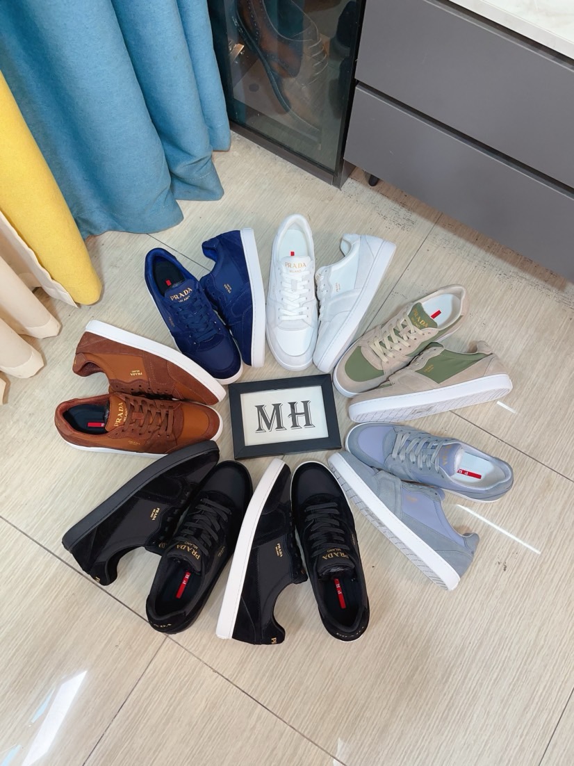 NO:347199,The new high-quality prada (Prada) counter is launched simultaneously. The new men's shoes and fabrics are selected for imported face nets and glue-dropping technology. Imported cowhide inner lining. High-end mold-opening anti-slip rubber sole, exquisite lines, simple and atmospheric, comfortable to go up and down, leisure and travel. Number of codes: 38-44,, prada, prada, cowhide19860909高品质新款prada(普拉达)专柜同步上市, 新款男鞋、面料精选进口面网配滴胶工艺.进口牛皮内里.高端开模防滑橡胶大底,精美线条、简约大气,上脚舒服上挡次、休闲旅游.码数:38一44,,prada,prada,cowhide,Men's shoes