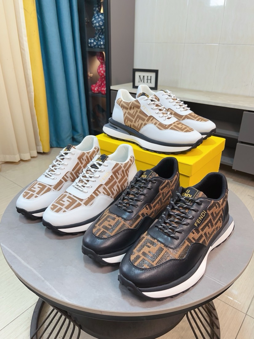 NO:351646,【fendi】Fendi classic comfortable men, this complex sneaker is made of soft calf leather genuine leather inner original ultralight rubber rough-grained sole. This unique and light style is suitable for the casual and exquisite sensibility of this season. It is comfortable and natural to wear. It is casual and traveling everyday in autumn and winter!  38/44, fendi, fendi, sneakers, cowhide19860909【fendi】芬迪经典舒适男士,这款复杂的运动鞋是由柔软的小牛皮真皮内里原版超轻橡胶材质粗纹大底 这种独特的轻薄风格适合这个季节的随意而精致的感性,上脚舒适自然 秋冬休闲出行日常款！38/44,,fendi,fendi,sneakers,cowhide,Men's shoes