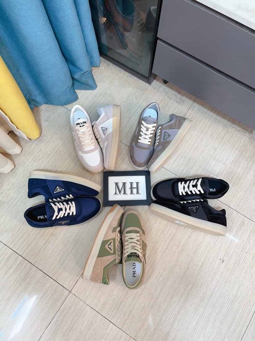 NO:351750,The new high-quality prada (Prada) counter is launched simultaneously. The new men's shoes and fabrics are selected for imported face nets and glue-dropping technology. Imported cowhide inner lining. High-end mold-opening anti-slip rubber sole, exquisite lines, simple and atmospheric, comfortable to go up and down, leisure and travel. Number of codes: 38-44,, prada, prada, cowhide19860909高品质新款prada(普拉达)专柜同步上市, 新款男鞋、面料精选进口面网配滴胶工艺.进口牛皮内里.高端开模防滑橡胶大底,精美线条、简约大气,上脚舒服上挡次、休闲旅游.码数:38一44,,prada,prada,cowhide,Men's shoes