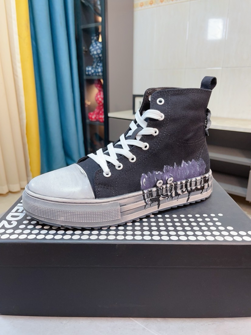 NO:354004,【Dsquared2】International brand second-class square [color] Centennial mature Italian style recreates classical style design simple fashionable simple elegant atmospheric material selection [Strong] Original process technology production [Strong] Upper is made of cowhide 3D printing super soft sole and very comfortable on the upper foot 38-46, cowhide19860909【Dsquared2】国际品牌第二次方[色]百年纯熟意式韵再创经典版型设计简单时尚素雅大气选料考究[强]原厂工艺技术制作[强]鞋面采用牛皮3D打印超柔软大底上脚非常舒适38-46,,cowhide,Men's shoes