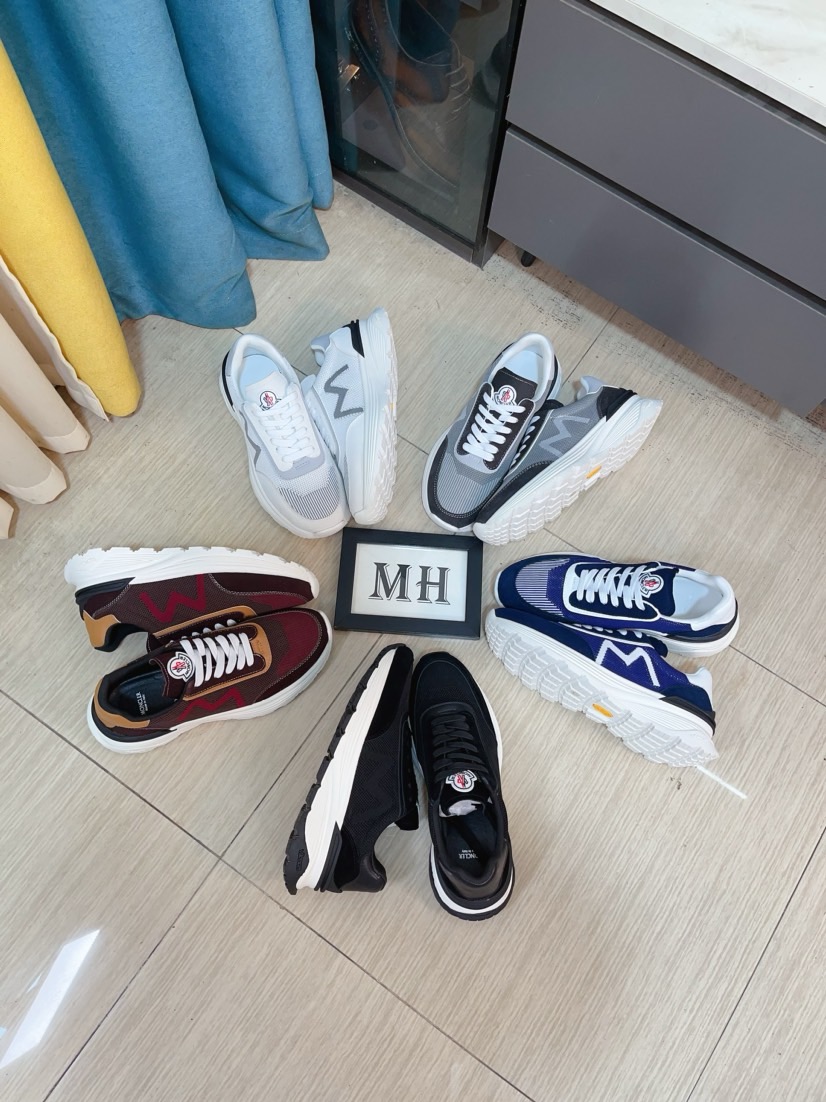 NO:354021,【MONCLER】The same style as the mouth cover, the official website, high-quality men's shoes, customized material, calfskin, genuine leather breathable inner leather insole, original mold-opening anti-slip outsole style, men's casual sneakers, lace-up men's shoes series, European and American trendy style, random matching, comfortable foot feeling, standard size men's size 38-46,, Moncler, sneakers, cowhide19860909【MONCLER】蒙口、官网同款 高品质男鞋 材料定制小牛皮 真皮透气内里真皮鞋垫 原版开模防滑大底款式类型男士休闲运动鞋 系带款男鞋系列 欧美潮流风格 随意搭配 脚感舒适、标准码男码38-46,,Moncler,sneakers,cowhide,Men's shoes