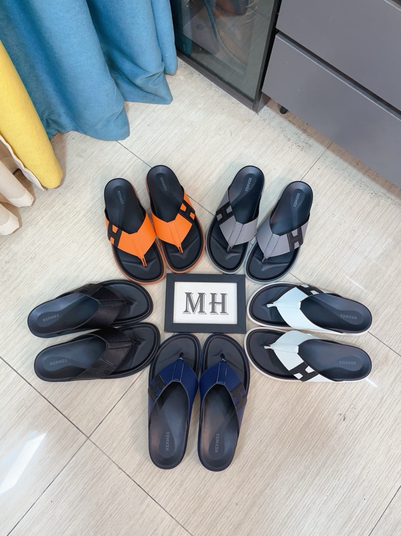 NO:781434,[HERMES] Hermes Bouncing sports slippers, upper made of cowhide leather and high-end mesh, imported materials, full texture, lightweight soles create a versatile fashion style. Size38-44, (45 can be customized),,hermes,hermes,slippers,cowhide19860909【HERMES】爱马仕Bouncing运动拖鞋,鞋面牛皮拼接高端网布打造,进口材质,质感十足,轻盈鞋底打造百搭时尚风格. Size38-44,（45可定做）,,hermes,hermes,slippers,cowhide,Men's shoes