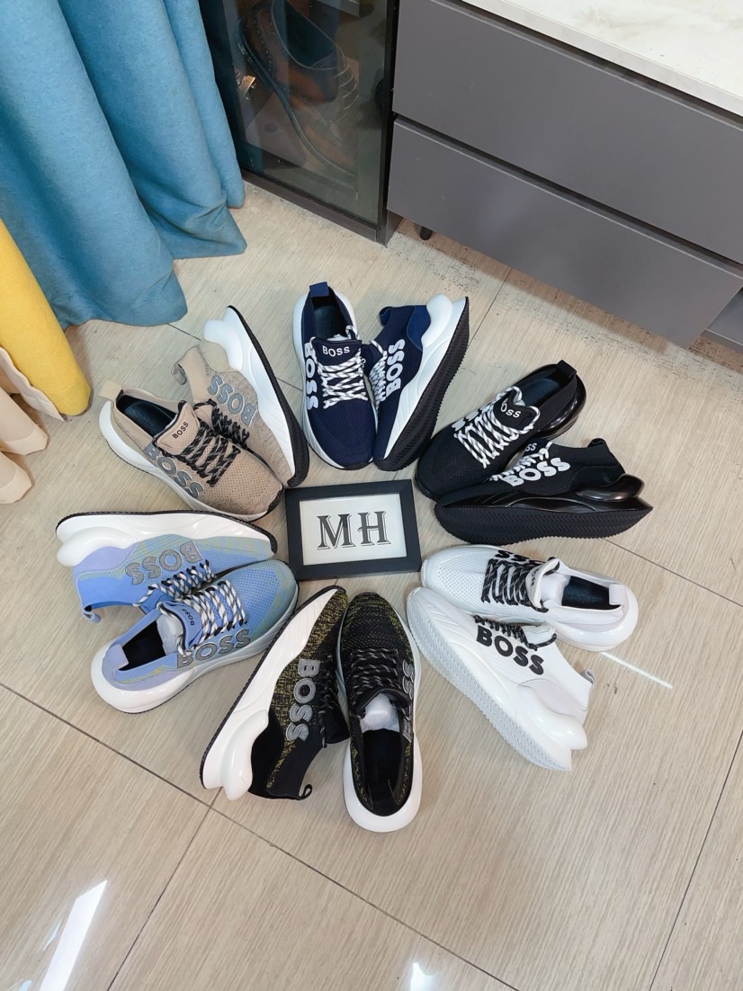 NO:357162,【boss】 With classic design, it has become a fashion darling that never ends. The upper is made of top-grade reverse velvet leather and tarp fabric, and the brand logo embellishes to highlight the brand's charm; the brand's special sole in the top layer of genuine leather [Sun] [Sun] brand, wear-resistant, lightweight, size: 38-44,19860909【boss】 以经典的设计成为永不落幕的时尚宠儿,经典的休闲造型.鞋面采用顶级反绒皮搭配防水布 品牌logo点缀 彰显品牌魅力；头层真皮里[太阳][太阳]品牌专用大底,耐磨,轻便,码数:38-44,,Men's shoes