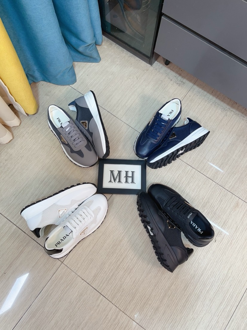 NO:358450,The new high-quality prada (Prada) counter is launched simultaneously. The new men's shoes and fabrics are selected for imported face nets and glue-dropping technology. Imported cowhide inner lining. High-end mold-opening anti-slip rubber sole, exquisite lines, simple and atmospheric, comfortable to go up and down, leisure and travel. Number of codes: 38-44,, prada, prada, cowhide19860909高品质新款prada(普拉达)专柜同步上市, 新款男鞋、面料精选进口面网配滴胶工艺.进口牛皮内里.高端开模防滑橡胶大底,精美线条、简约大气,上脚舒服上挡次、休闲旅游.码数:38一44,,prada,prada,cowhide,Men's shoes