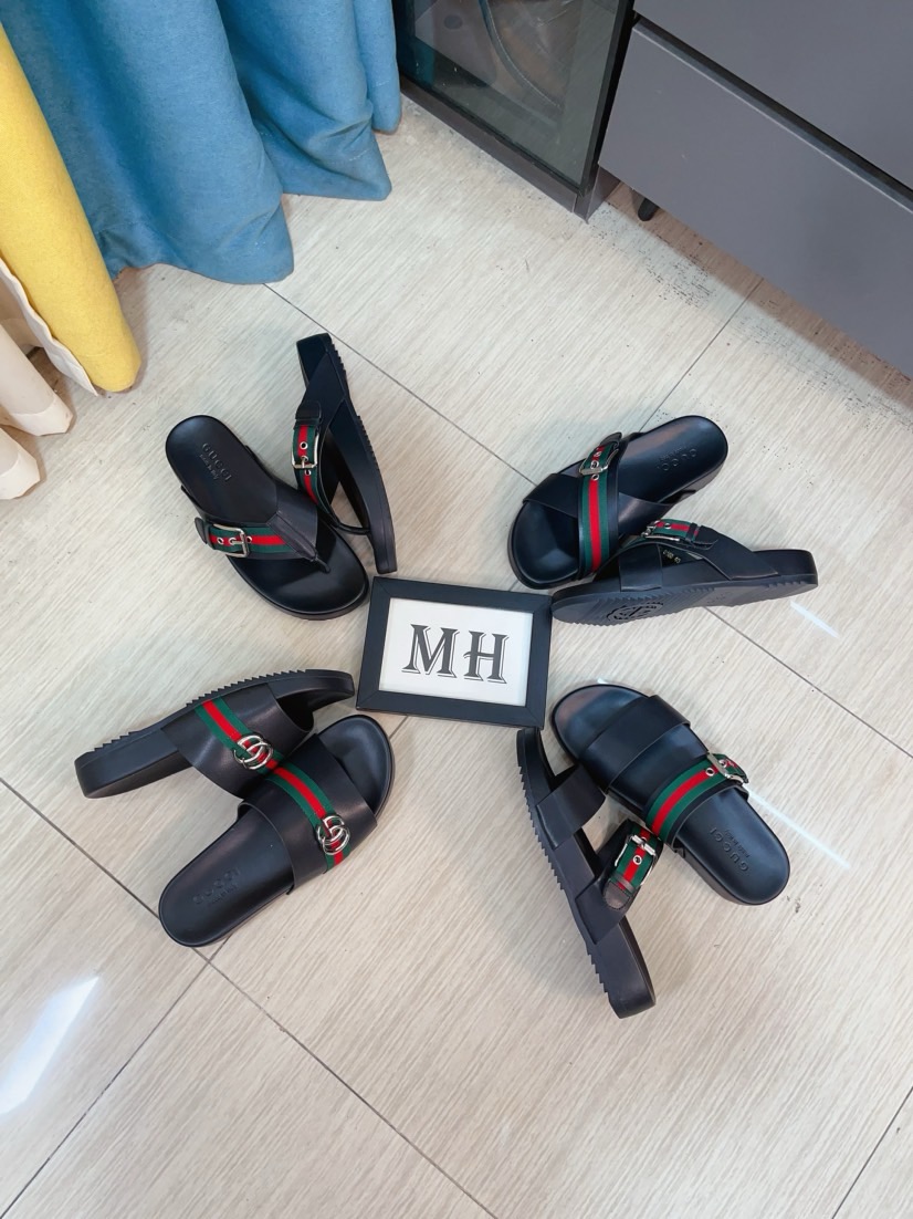 NO:344426,【GUCCI new style】This slipper is made of GG polyester fiber and is decorated with Gucci label on the front, adding a striking logo feel to the style. 