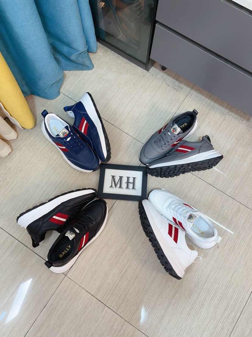 NO:347683,The latest model of the must-have [BALLY], the upper is made of imported cowhide and sheepskin lining, and the latest sporty design style!  Comfortable and breathable, original sole comfortable and wear-resistant outsole!  Digital 38-44, Bally, cowhide, sheepskin19860909必爆款【BALLY巴利】最新款,鞋面选用进口牛皮羊皮内里,最新运动风设计风格！舒适透气,鞋底原版舒适耐磨大底！数码38-44,,bally,cowhide,sheepskin,Men's shoes