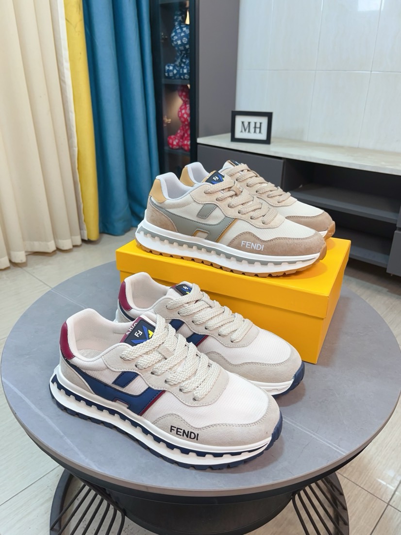 NO:347991,【fendi】Fendi classic comfortable men, this complex sneaker is made of soft calf leather genuine leather inner original ultralight rubber rough-grained sole. This unique and light style is suitable for the casual and exquisite sensibility of this season. It is comfortable and natural to wear. It is casual and traveling everyday in autumn and winter!  38/44, fendi, fendi, sneakers, cowhide19860909【fendi】芬迪经典舒适男士,这款复杂的运动鞋是由柔软的小牛皮真皮内里原版超轻橡胶材质粗纹大底 这种独特的轻薄风格适合这个季节的随意而精致的感性,上脚舒适自然 秋冬休闲出行日常款！38/44,,fendi,fendi,sneakers,cowhide,Men's shoes