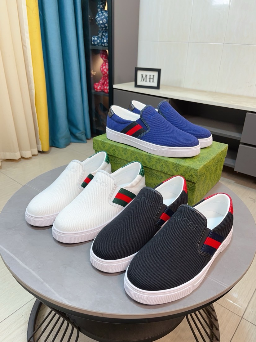 NO:354520,GUCCI [Gucci] new high-end brand of men's shoes, latest fashionable casual men's shoes, trendy and versatile style, relaxed and sporty upper imported Italian fabric craft leather lining plus super fine workmanship. Original personalized fashionable rubber wear-resistant sole, light and comfortable on the feet, size 38-44,, gucci19860909GUCCI【古奇】新款男鞋高端品牌,最新時尚休闲男鞋,潮流百搭之款,轻松运动风,鞋面意大利进口布料工艺真皮内里 加超精细做工.原版个性时尚橡胶耐磨大底,上脚轻巧舒适,码数38-44,,gucci,Men's shoes