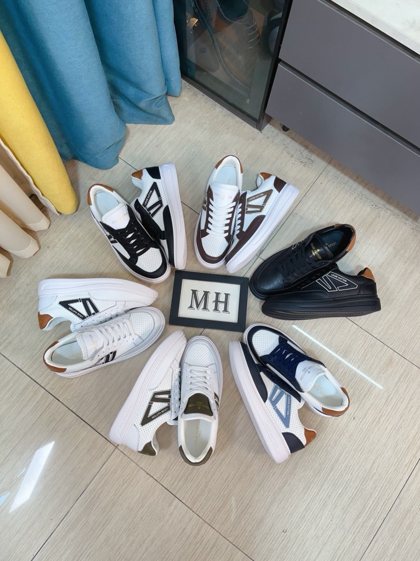 NO:354467,【LV】The latest masterpiece upper of men's shoes high-end brand official website 11 is made of imported Italian cowhide with special materials, making walking more convenient and comfortable!  Exclusive new style, amazing work [color]!  Create a fashionable personality to set off your uniqueness!  A must-have for trendy men! Classic digital 38-44, louis vuitton,cowhide19860909【LV】男鞋高端品牌官网11最新力作鞋面采用意大利进口头层牛皮搭配特殊材料全真皮内里制作,让行走更加便捷舒适！独家新款,惊世之作[色]！打造时尚个性衬托你的与众不同！潮男必备!经典数码38-44,,louis vuitton,cowhide,Men's shoes