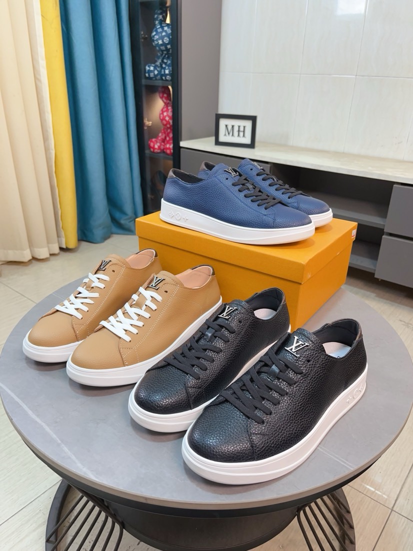 NO:348746,【LV】The latest masterpiece upper of men's shoes high-end brand official website 11 is made of imported Italian cowhide with special materials, making walking more convenient and comfortable!  Exclusive new style, amazing work [color]!  Create a fashionable personality to set off your uniqueness!  A must-have for trendy men! Classic digital 38-44, louis vuitton,cowhide19860909【LV】男鞋高端品牌官网11最新力作鞋面采用意大利进口头层牛皮搭配特殊材料全真皮内里制作,让行走更加便捷舒适！独家新款,惊世之作[色]！打造时尚个性衬托你的与众不同！潮男必备!经典数码38-44,,louis vuitton,cowhide,Men's shoes