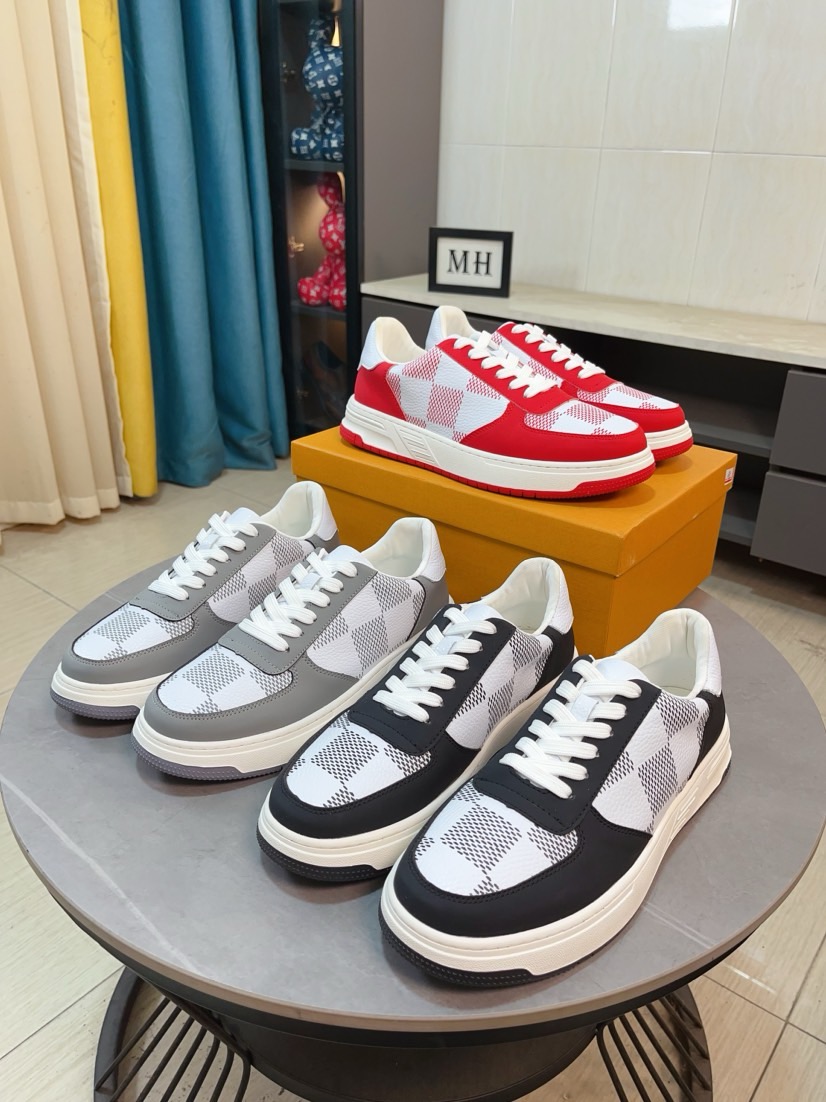 NO:354039,【LV】The latest masterpiece upper of men's shoes high-end brand official website 11 is made of imported Italian cowhide with special materials, making walking more convenient and comfortable!  Exclusive new style, amazing work [color]!  Create a fashionable personality to set off your uniqueness!  A must-have for trendy men! Classic digital 38-44, louis vuitton,cowhide19860909【LV】男鞋高端品牌官网11最新力作鞋面采用意大利进口头层牛皮搭配特殊材料全真皮内里制作,让行走更加便捷舒适！独家新款,惊世之作[色]！打造时尚个性衬托你的与众不同！潮男必备!经典数码38-44,,louis vuitton,cowhide,Men's shoes