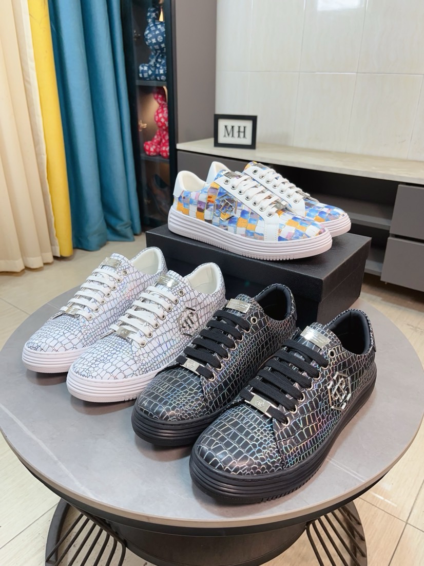 NO:828399,[PHILIPP PLEIN-] German PP Philip official website new model launched, perfect shape to create top-quality rubber wear-resistant outsole, upper cowhide fabric custom hardware, cowhide lining, full shoe shape, full three-dimensional sense, original quality and super versatile, high-end without losing taste, fashionable and novel!  !  Absolute focus.Size38-44 (45 customized,,PHILIPP PLEIN,cowhide19860909【PHILIPP PLEIN-】德国PP菲利普官网新款上市 完美造型打造顶级品质橡胶耐磨大底 鞋面牛皮面料定制五金,牛皮内里,鞋型饱满 立体感十足 原单品质超级百搭 高档不失品味,时尚、新颖！！绝对的焦点.Size38-44（45定做,,PHILIPP PLEIN,cowhide,Men's shoes