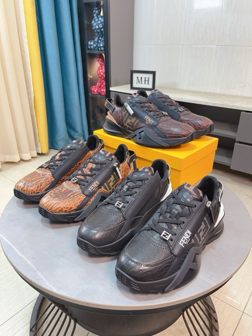 NO:510931,【FENDI】Fendi classic and comfortable men, official website silk fabric leather inner original ultra light rubber material rough patterned bottom This unique and light style is suitable for the casual and exquisite sensibility of this season, comfortable and natural on the feet, and is casual and traveling everyday in autumn and winter!  38/44, fendi, fendi, real silk19860909【FENDI】芬迪经典舒适男士,官网真丝布料真皮内里原版超轻橡胶材质粗纹大底 这种独特的轻薄风格适合这个季节的随意而精致的感性,上脚舒适自然 秋冬休闲出行日常款！38/44,,fendi,fendi,real silk,Men's shoes