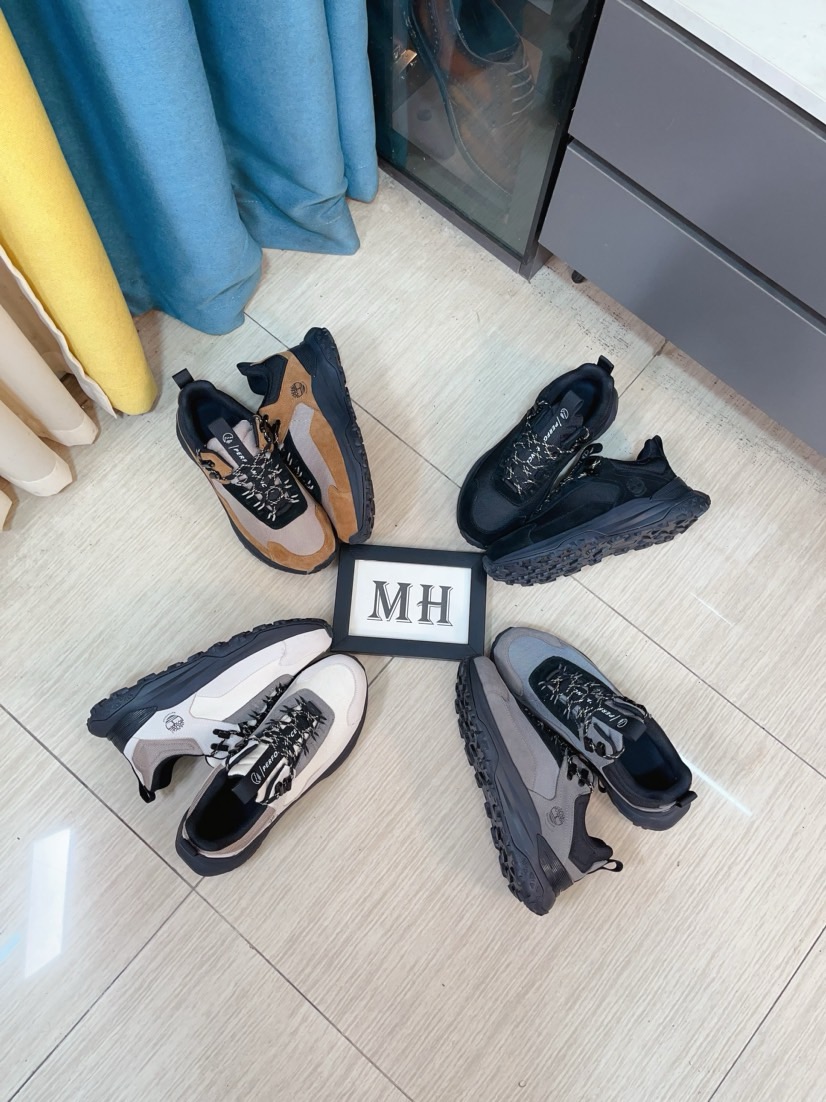 NO:557789,[Timberland] Timberland's new model is on the market. Imported first-layer frosted cowhide, mesh stitching and mesh lining, designed by European and American masters. Perfect shape to create counter quality, solid color wear-resistant outsole, original quality, very unique and beautiful design, super versatile and very comfortable. High-end without losing taste, fashionable, cold-proof and warm!  Absolute focus on yards 39-44,,cowhide19860909【Timberland】天布伦新款上市 进口头层磨砂牛皮 网布拼接网布内里,欧美大师设计 完美造型打造专柜品质,纯色生耐磨大底,原单品质,设计上很独特的美,超级百搭也很舒服的.高档不失品味,时尚、防寒保暖！绝对的焦点39-44码,,cowhide,Men's shoes