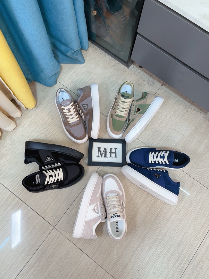 NO:558064,High-quality new Prada (Prada) counters are on the market simultaneously. New men's shoes and fabrics are selected from imported mesh with glue-spraying technology. Imported cowhide lining. High-end open-molded non-slip rubber outsole, exquisite lines, simple and elegant, comfortable and high-end for leisure travel. Size: 38 to 44,, prada, prada, cowhide19860909高品质新款prada(普拉达)专柜同步上市, 新款男鞋、面料精选进口面网配滴胶工艺.进口牛皮内里.高端开模防滑橡胶大底,精美线条、简约大气,上脚舒服上挡次、休闲旅游.码数:38一44,,prada,prada,cowhide,Men's shoes