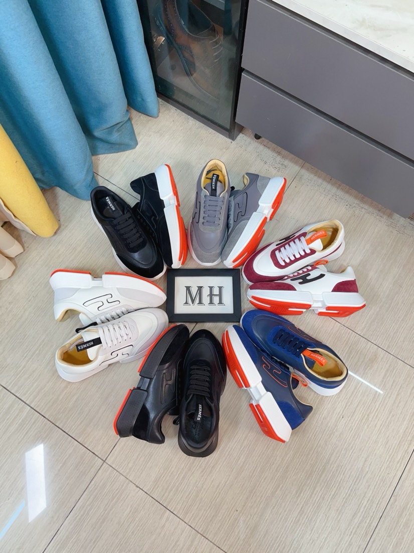 NO:574986,[HERMES] Hermès - high-end quality original order - upper Nappa calfskin, sewn brand 'H' totem - lining water-dyed cowhide - outsole ultra-light TPU foam; molded outsole - ultra-high quality control·fine workmanship highlighted (high-end·luxury·grade) -Size 38-44 (45 can be customized)·,,hermes,hermes,cowhide19860909【 HERMES】爱马仕  -高端品质 原单 -鞋面纳帕小牛皮、车缝品牌'H'图腾 -内里水染牛皮 -大底超轻TPU发泡；成型大底 -超高品控·做工精细凸显(高端·贵气·档次) -Size 38-44（45可订做)·,,hermes,hermes,cowhide,Men's shoes