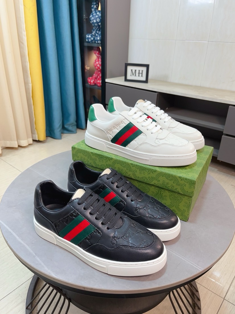 NO:639571,GUCCI [Gucci] new high-end brand of men's shoes, the latest fashionable casual men's shoes, a trendy and versatile style, relaxed sports style, uppers imported from Italy, first-layer cowhide, genuine leather lining and ultra-fine workmanship. Original personalized fashionable rubber wear-resistant outsole, light and comfortable on the foot, size 38-44,,gucci,cowhide19860909GUCCI【古奇】新款男鞋高端品牌,最新時尚休闲男鞋,潮流百搭之款,轻松运动风,鞋面意大利进口头层牛皮 真皮内里 加超精细做工.原版个性时尚橡胶耐磨大底,上脚轻巧舒适,码数38-44,,gucci,cowhide,Men's shoes