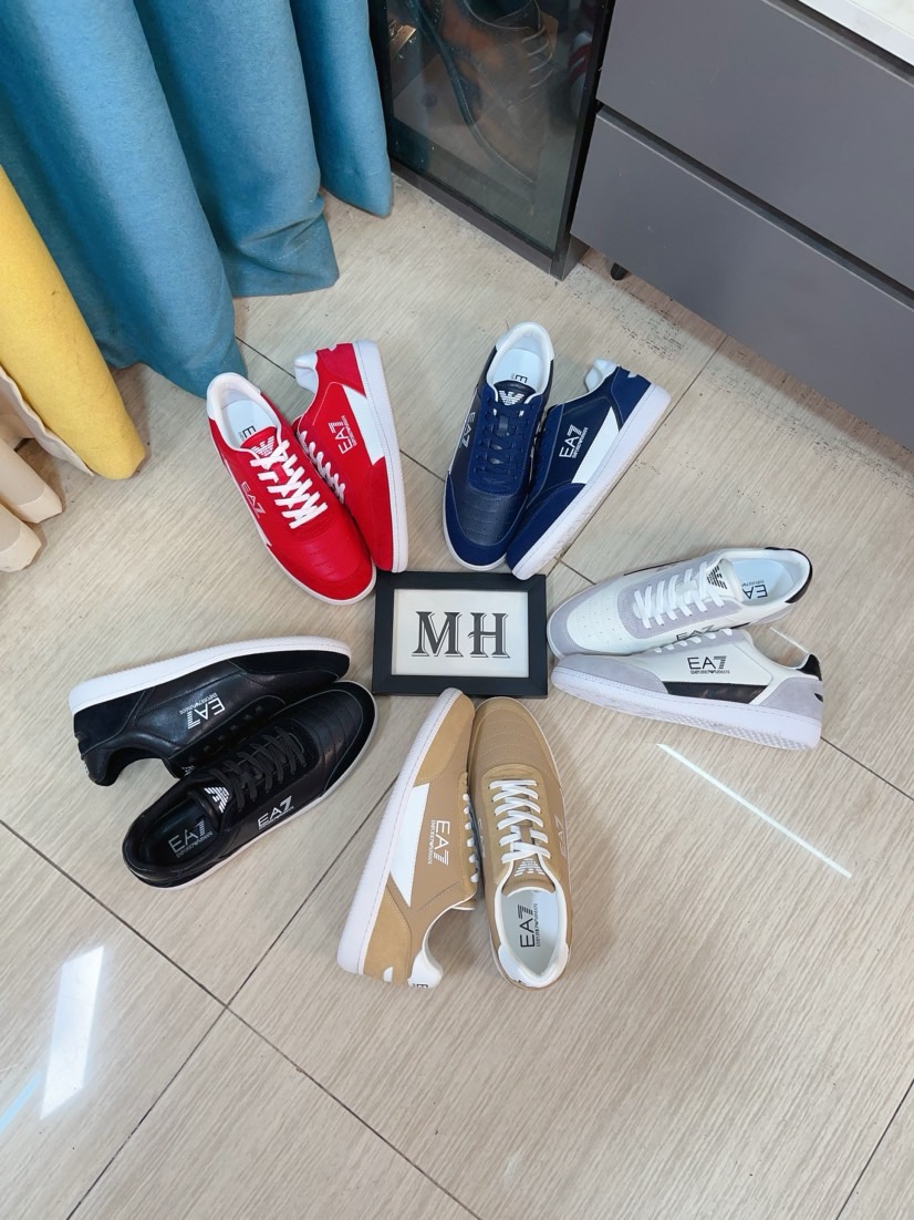 NO:588490,'Armani' uppers are made of the original factory's special brand standard plus soft imported raw materials + cowhide lining for tiptoeing, and the brand's special soles are the original factory's special rubber anti-slip and wear-resistant outsole, code number: 38-44,,armani,cowhide19860909《阿玛尼》鞋面采用原厂特供品牌标加柔软进口原材料＋牛皮内里 踮脚,品牌专用鞋底原厂特供滴胶防滑耐磨大底,码数:38-44,,armani,cowhide,Men's shoes