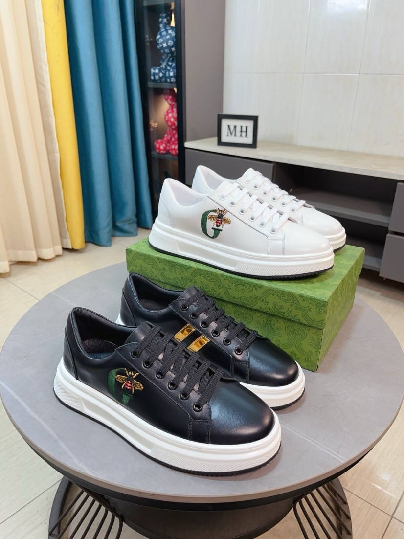 NO:779209,GUCCI [Gucci] new high-end brand of men's shoes, the latest fashionable casual men's shoes, a trendy and versatile style, relaxed sports style, uppers imported from Italy, first-layer cowhide, genuine leather lining and ultra-fine workmanship. Original personalized fashionable rubber wear-resistant outsole, light and comfortable on the foot, size 38-44,,gucci,cowhide19860909GUCCI【古奇】新款男鞋高端品牌,最新時尚休闲男鞋,潮流百搭之款,轻松运动风,鞋面意大利进口头层牛皮 真皮内里 加超精细做工.原版个性时尚橡胶耐磨大底,上脚轻巧舒适,码数38-44,,gucci,cowhide,Men's shoes